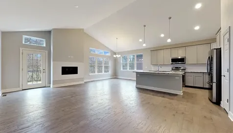106 Donmor Drive Bloomingdale IL 60108