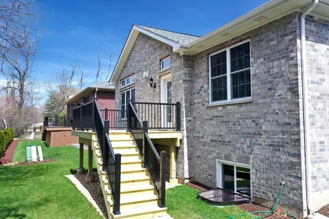 106 Donmor Drive Bloomingdale IL 60108
