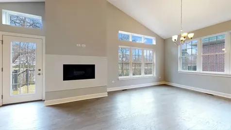 106 Donmor Drive Bloomingdale IL 60108