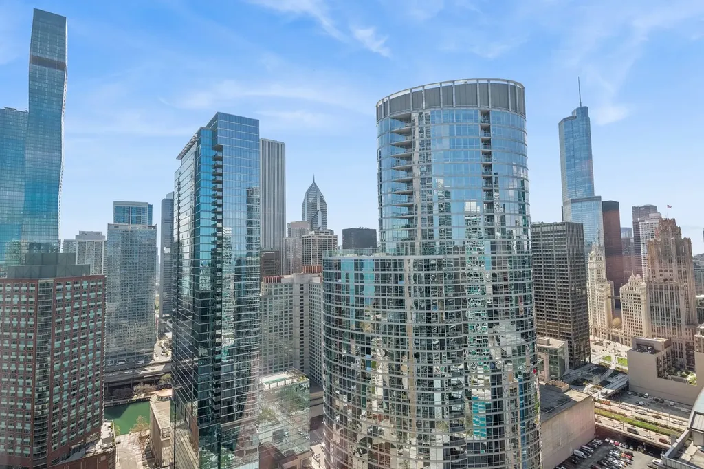 512 North Mcclurg Court Chicago IL 60611
