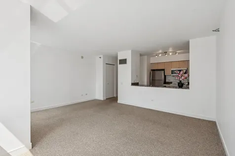 512 North Mcclurg Court Chicago IL 60611