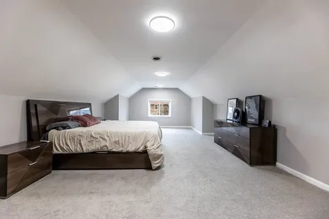 7251 South Paxton Avenue Chicago IL 60649