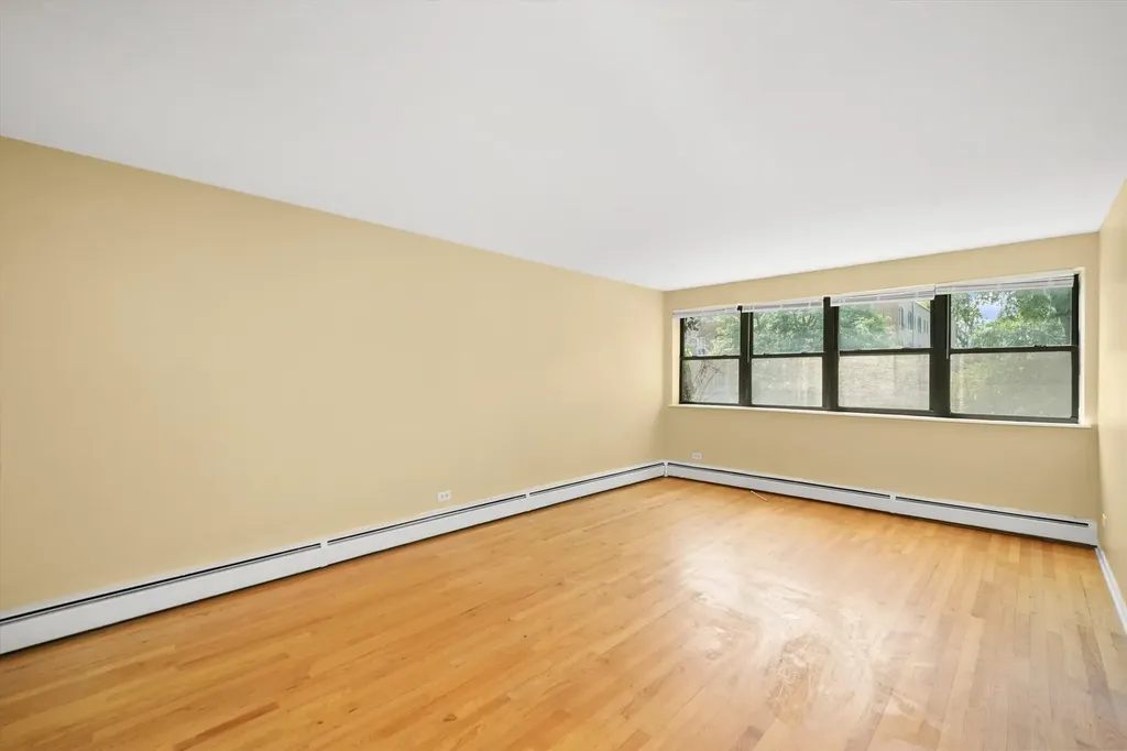 7801 South South Shore Drive Chicago IL 60649