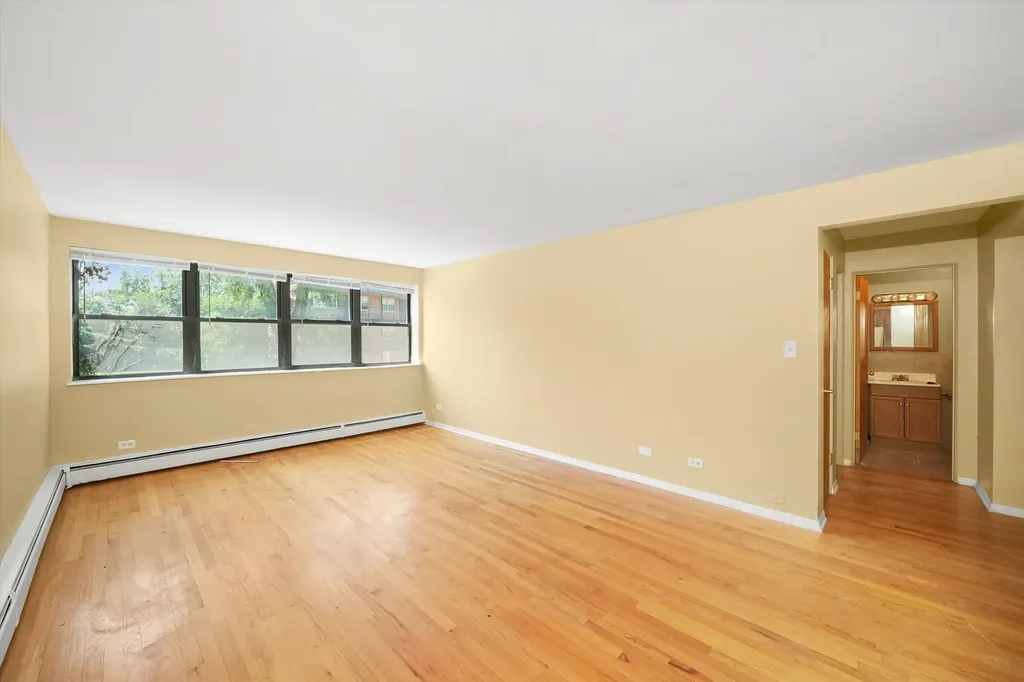 7801 South South Shore Drive Chicago IL 60649