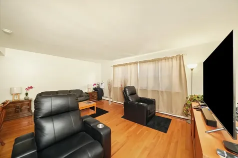 7801 South South Shore Drive Chicago IL 60649