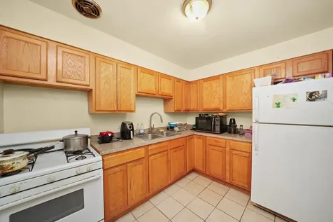 7801 South South Shore Drive Chicago IL 60649