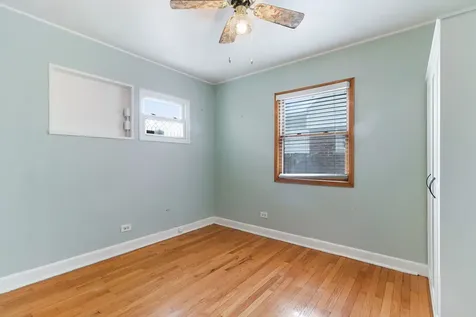 4539 Clyde Avenue Lyons IL 60534