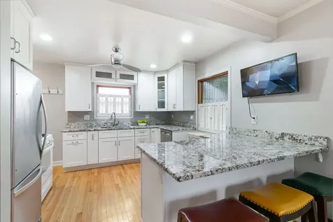 4539 Clyde Avenue Lyons IL 60534