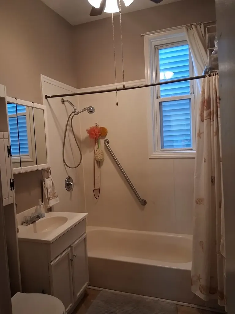 4810 South Union Avenue Chicago IL 60609