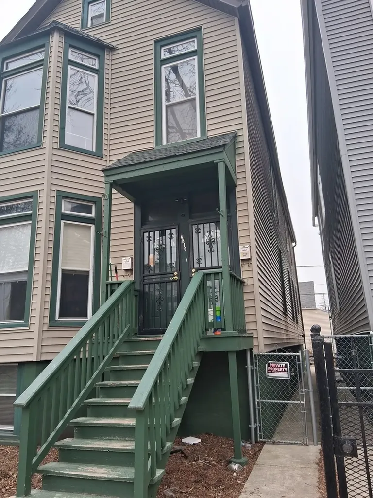 4810 South Union Avenue Chicago IL 60609