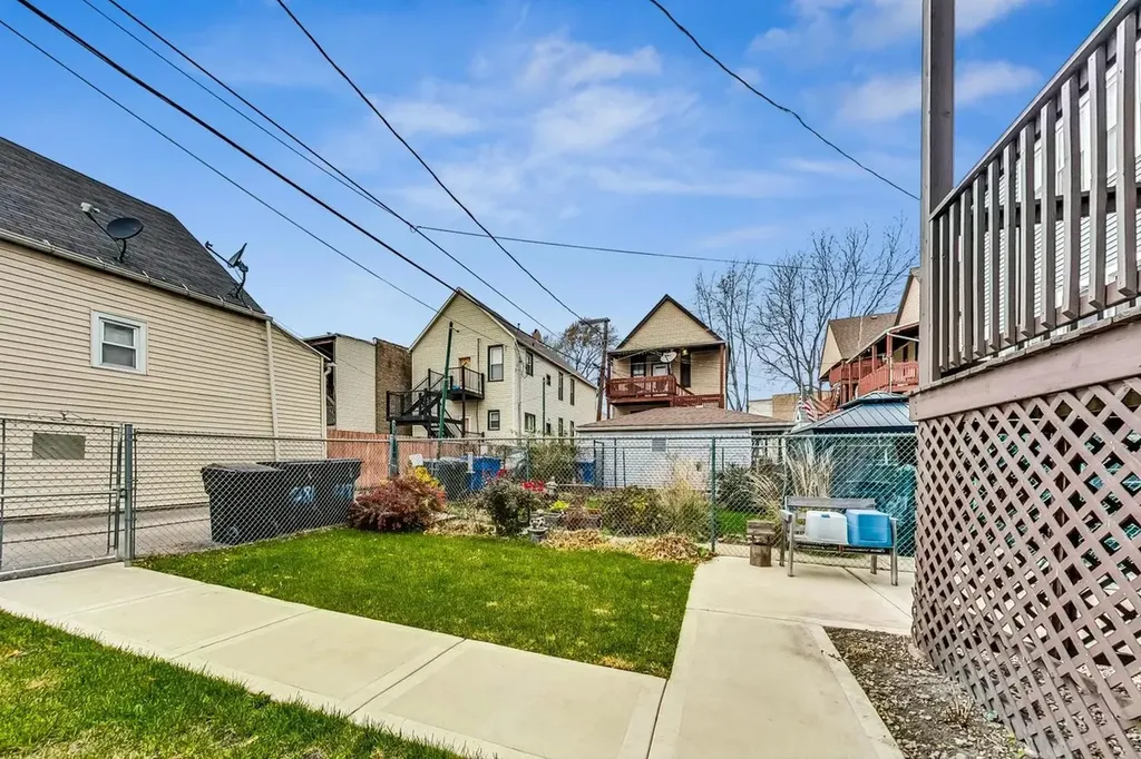 4810 South Union Avenue Chicago IL 60609