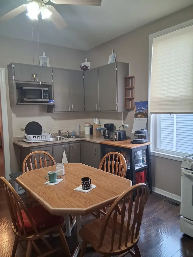 4810 South Union Avenue Chicago IL 60609