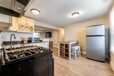 4553 West 56th Street Chicago IL 60629