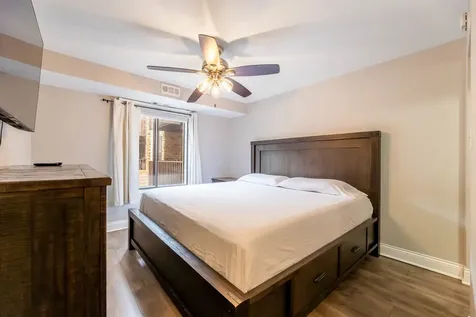 4553 West 56th Street Chicago IL 60629
