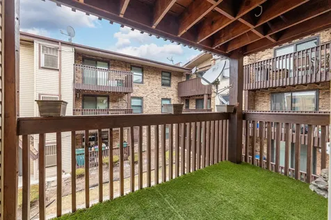 4553 West 56th Street Chicago IL 60629