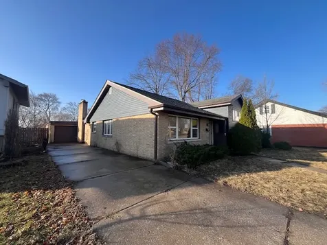 5009 West 101st Street Oak Lawn IL 60453