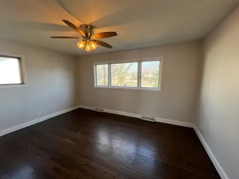 5009 West 101st Street Oak Lawn IL 60453
