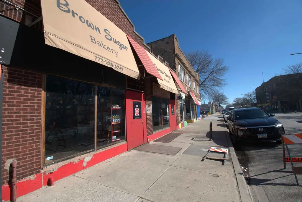 334 East 75th Street Chicago IL 60619
