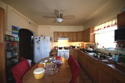 334 East 75th Street Chicago IL 60619