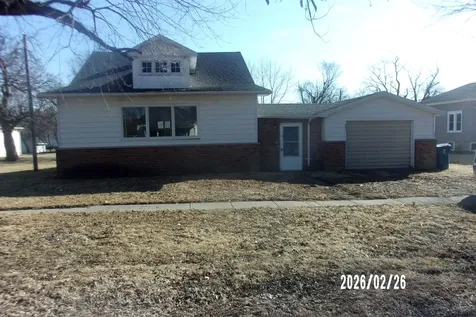 202 North Harrison Street Flanagan IL 61740