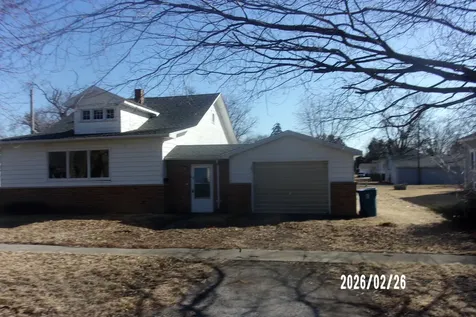 202 North Harrison Street Flanagan IL 61740