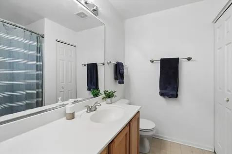 3099 Falling Waters Lane Lindenhurst IL 60046