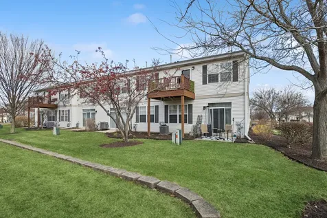 3099 Falling Waters Lane Lindenhurst IL 60046