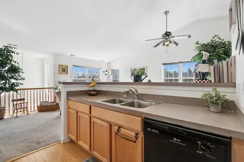 3099 Falling Waters Lane Lindenhurst IL 60046