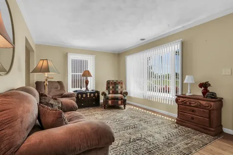 2207 Eshcol Avenue Zion IL 60099