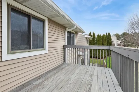 223 Winding Oak Lane Buffalo Grove IL 60089