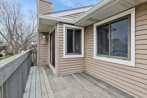 223 Winding Oak Lane Buffalo Grove IL 60089