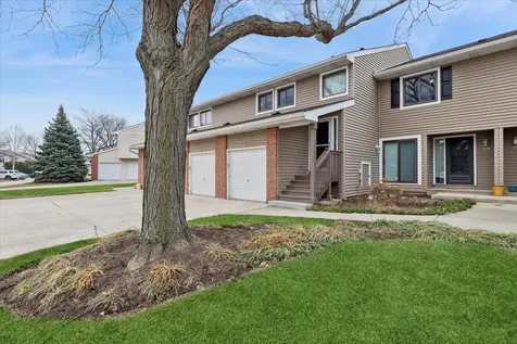 223 Winding Oak Lane Buffalo Grove IL 60089