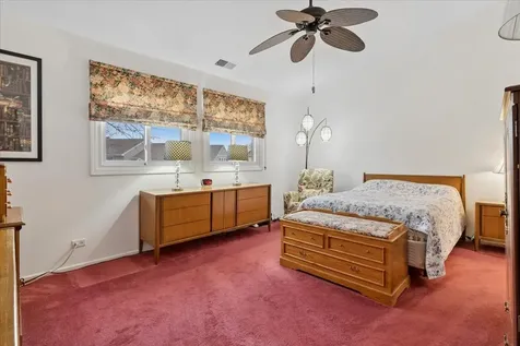 223 Winding Oak Lane Buffalo Grove IL 60089