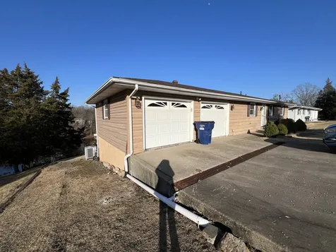 1991 South Lakeshore Drive Goreville IL 62939