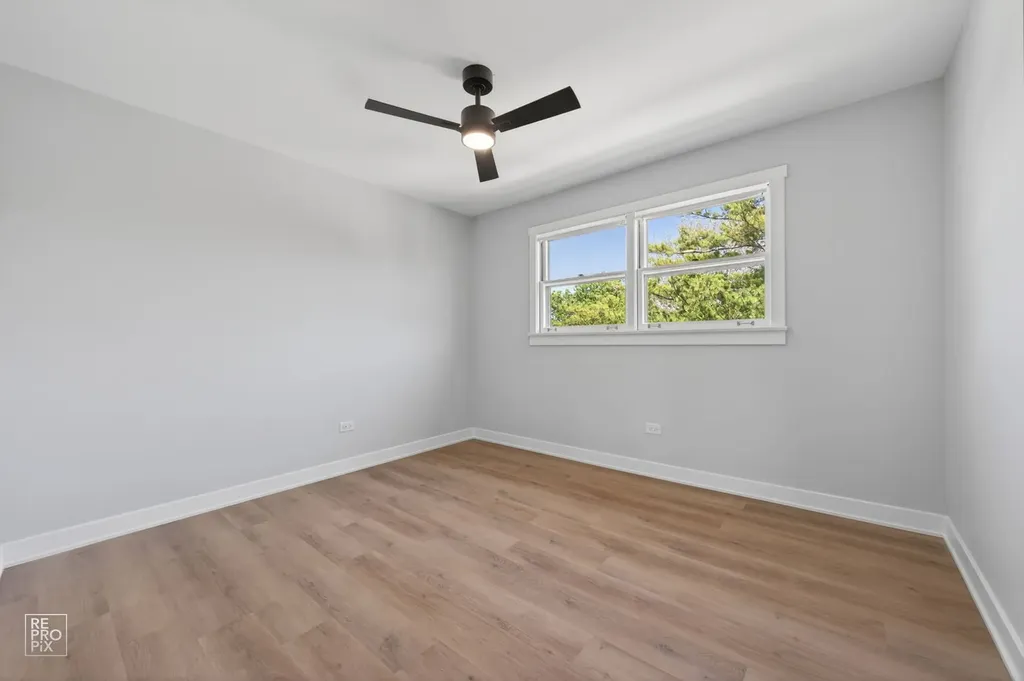 6758 West 64th Place Chicago IL 60638