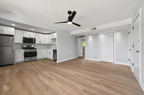 6758 West 64th Place Chicago IL 60638