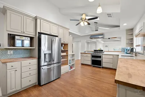 4433 Wildwood Drive Crystal Lake IL 60014