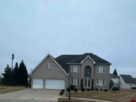 17320 Sterling Court South Holland IL 60473