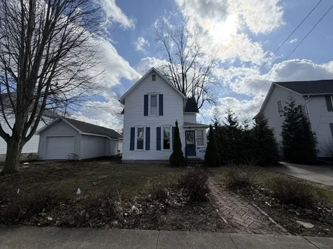 405 East Seminary Avenue Hoopeston IL 60942
