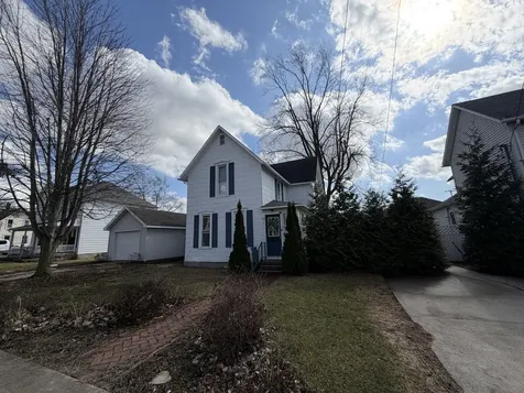 405 East Seminary Avenue Hoopeston IL 60942