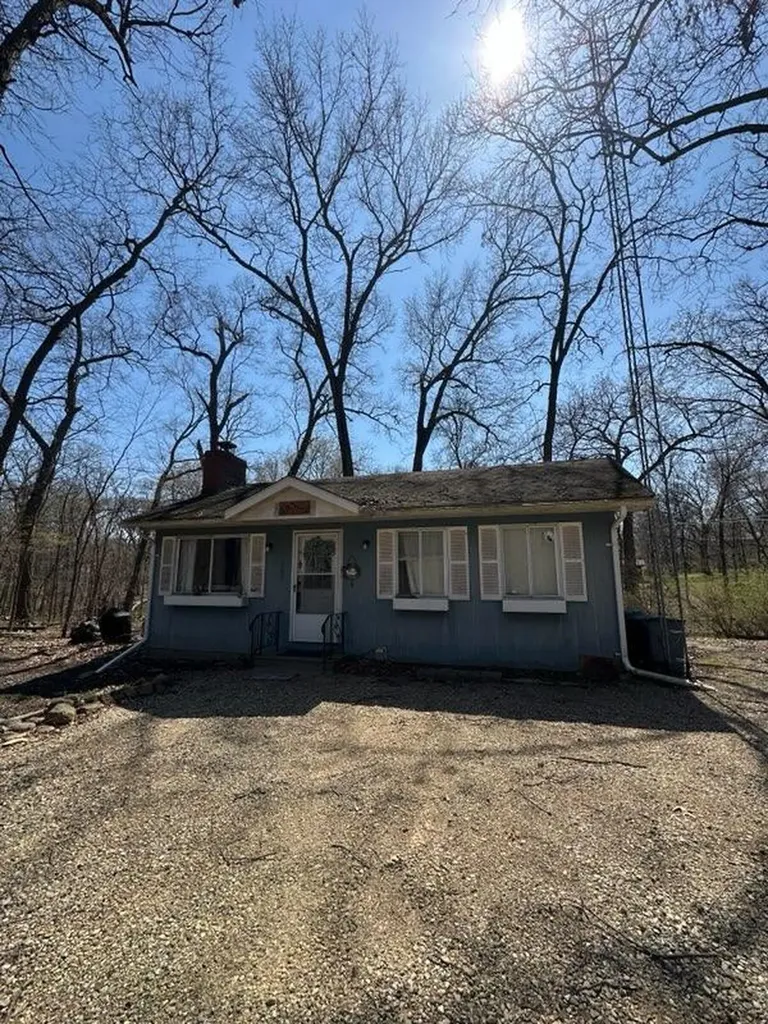 4 Malibu Drive Putnam IL 61560