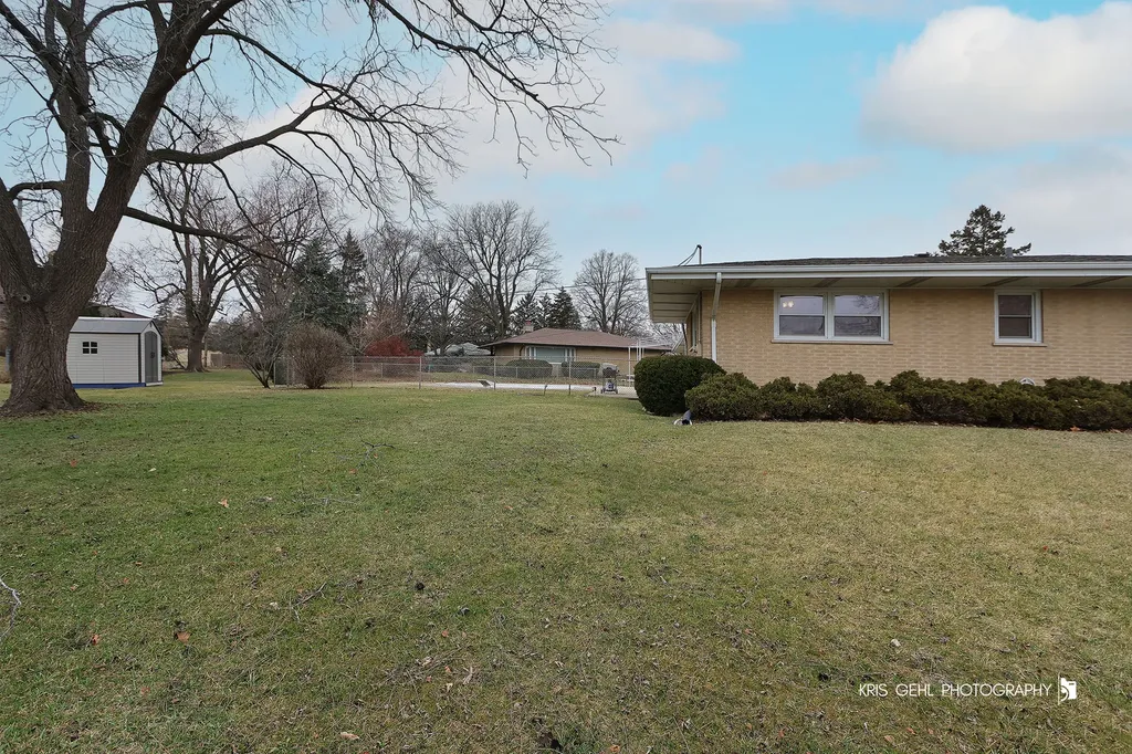 20W371 Diversey Avenue Addison IL 60101