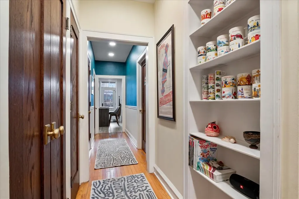 2751 West Giddings Street Chicago IL 60625
