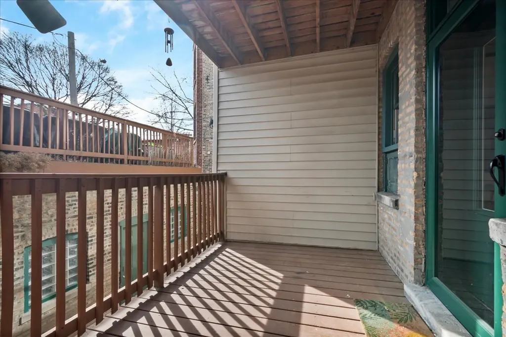 2751 West Giddings Street Chicago IL 60625