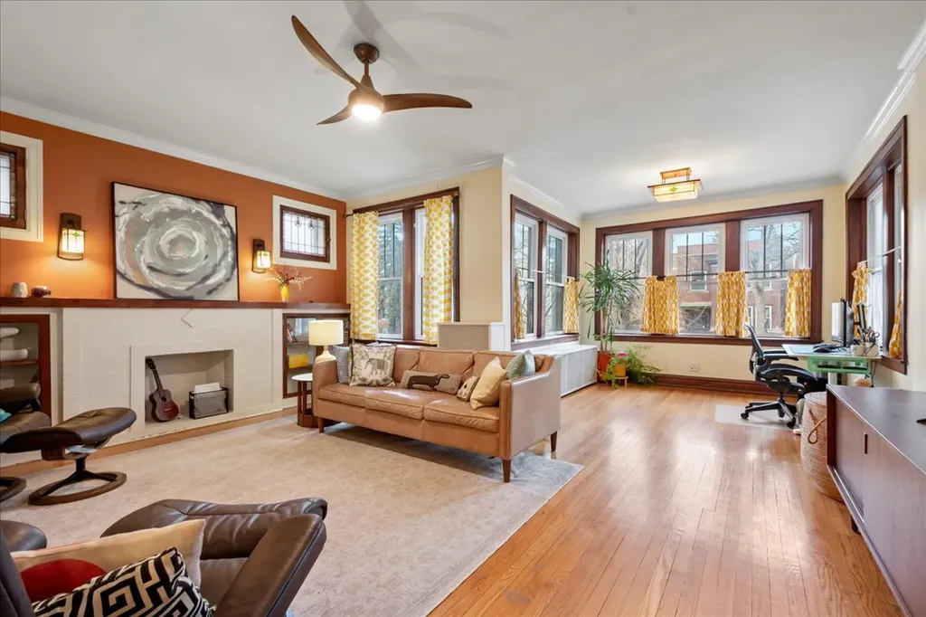 2751 West Giddings Street Chicago IL 60625