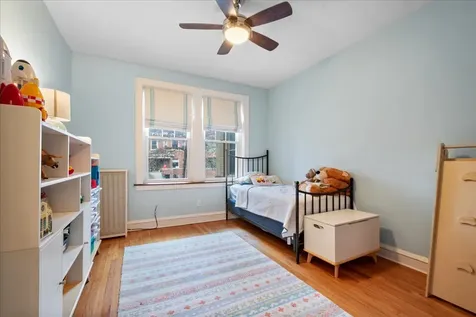 2751 West Giddings Street Chicago IL 60625