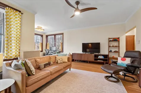2751 West Giddings Street Chicago IL 60625