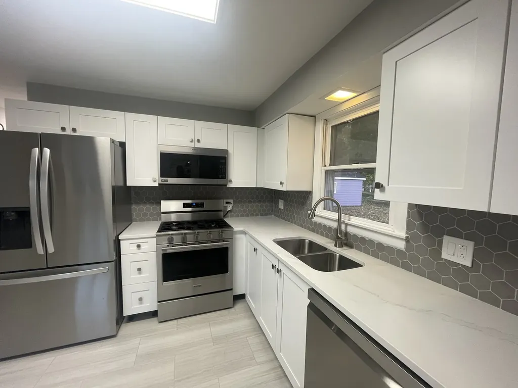 321 Janet Avenue Darien IL 60561