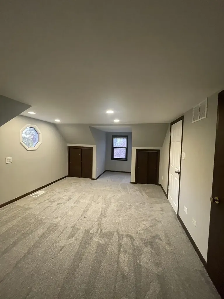 321 Janet Avenue Darien IL 60561