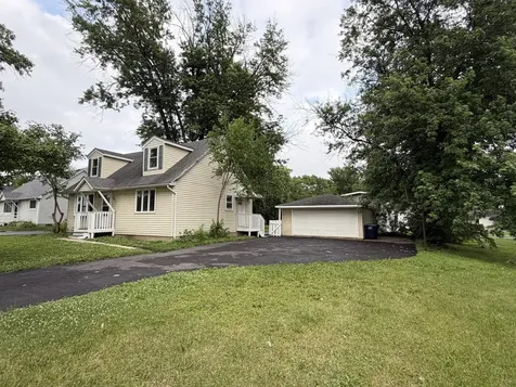 321 Janet Avenue Darien IL 60561